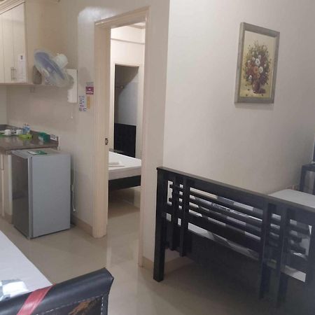 V.F. Riton Apartelle Laoag Ngoại thất bức ảnh
