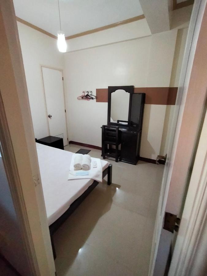 V.F. Riton Apartelle Apartment Laoag Ngoại thất bức ảnh