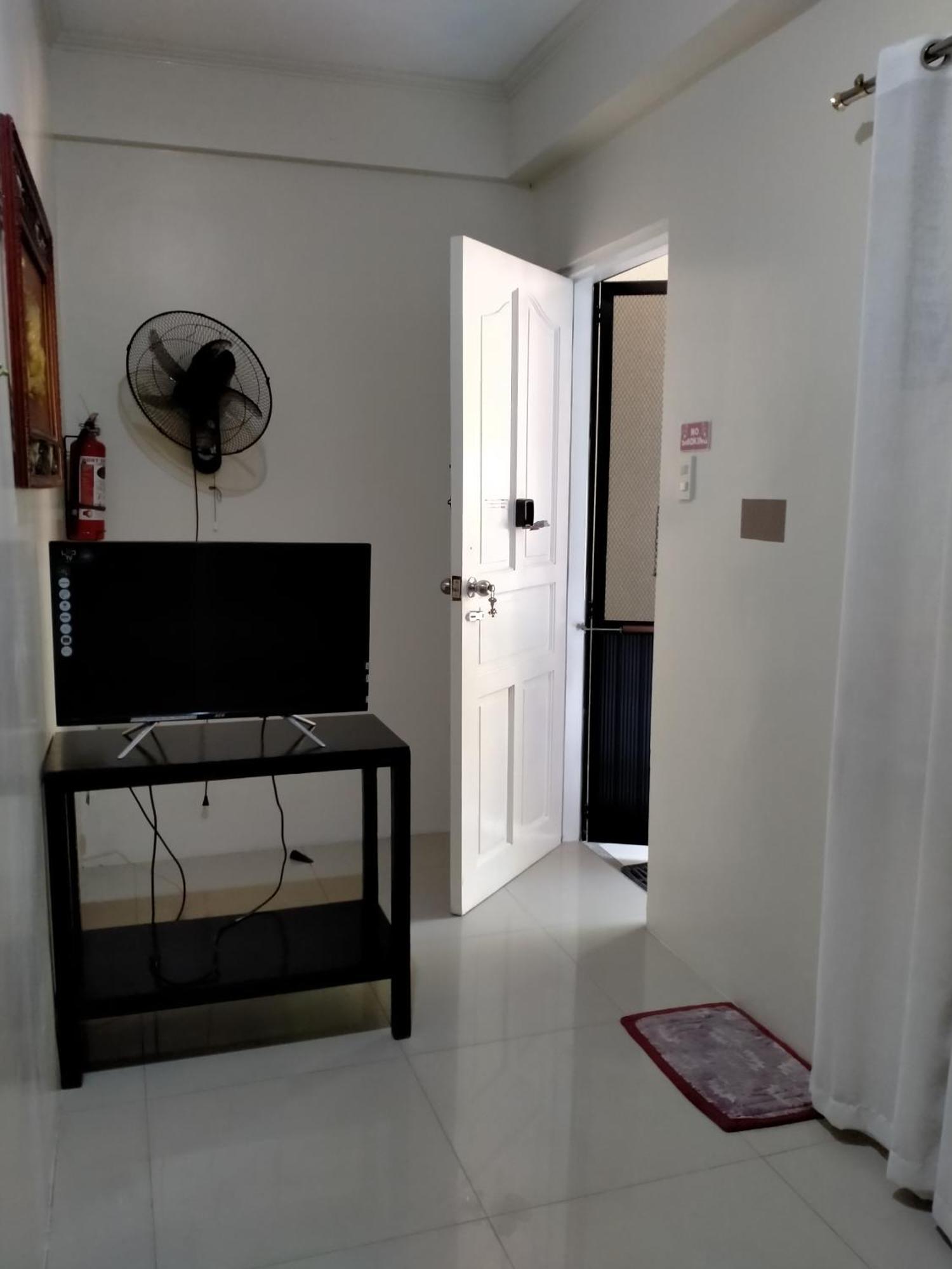 V.F. Riton Apartelle Apartment Laoag Phòng bức ảnh