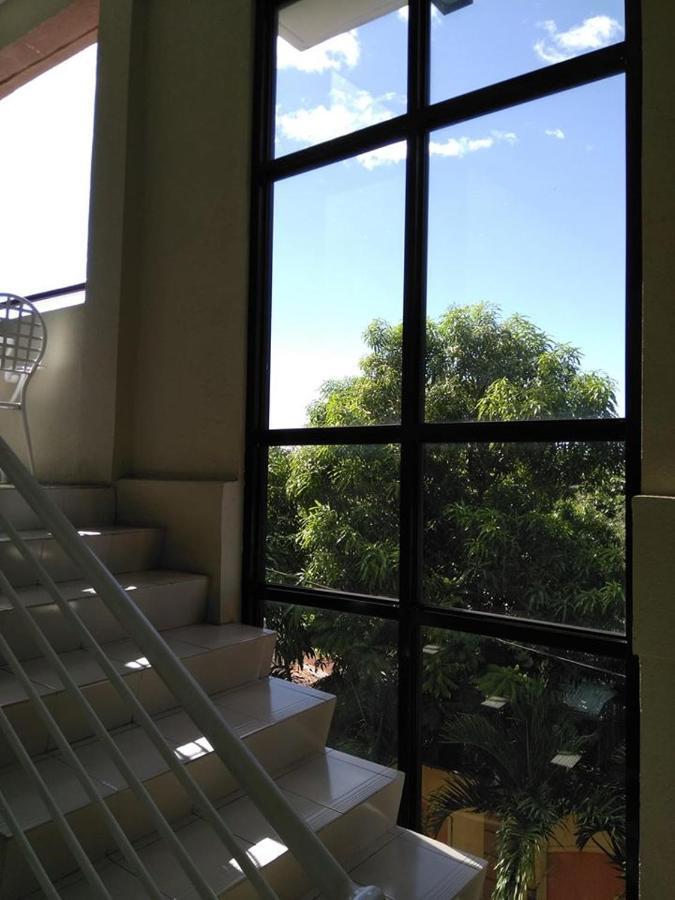 V.F. Riton Apartelle Laoag Ngoại thất bức ảnh