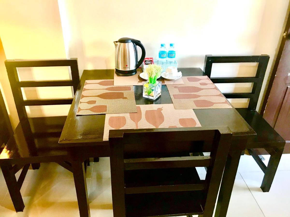 V.F. Riton Apartelle Apartment Laoag Ngoại thất bức ảnh