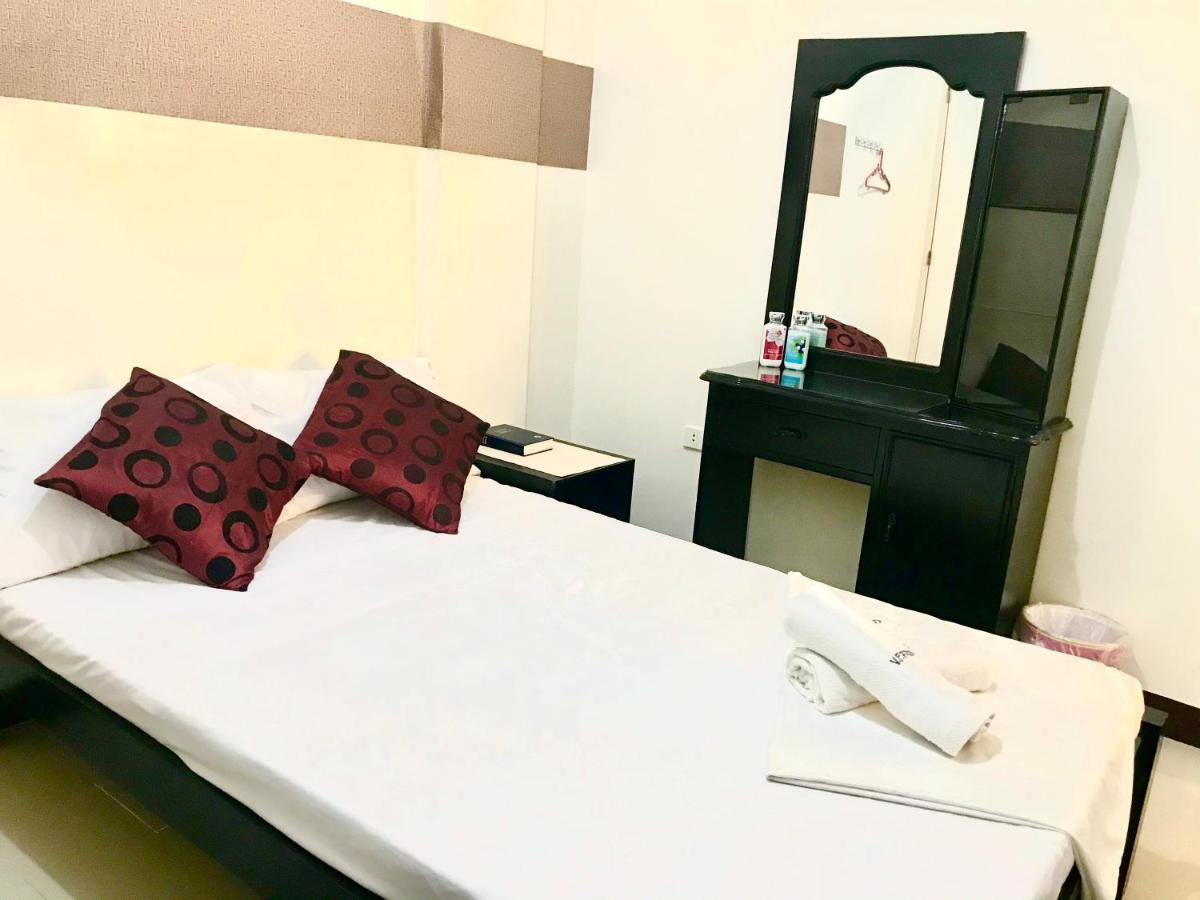 V.F. Riton Apartelle Laoag Ngoại thất bức ảnh